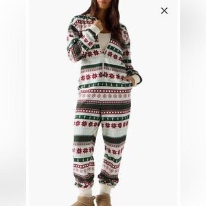 Fabletics fleece line winter theme, hooded onesie. Size medium regular. Like new